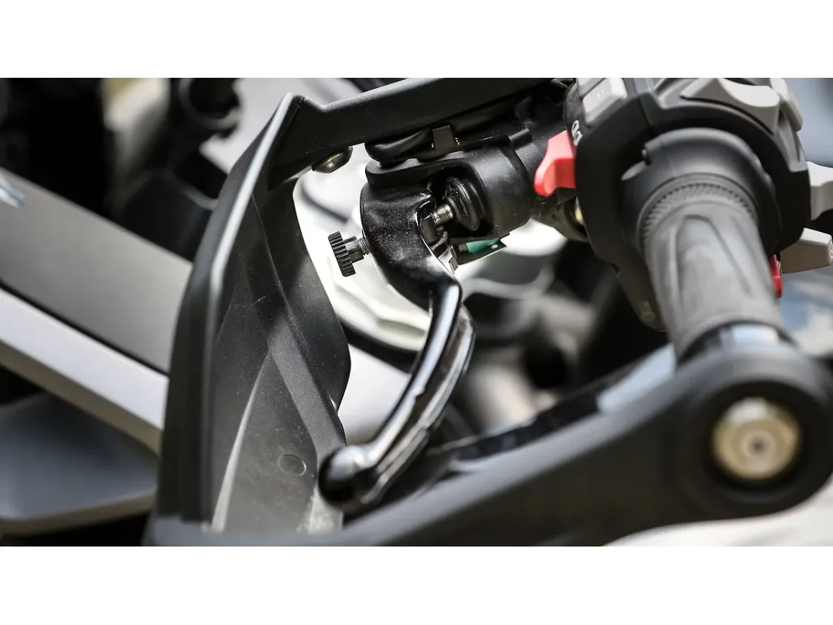 Triumph Tiger 1200 clutch lever adjuster