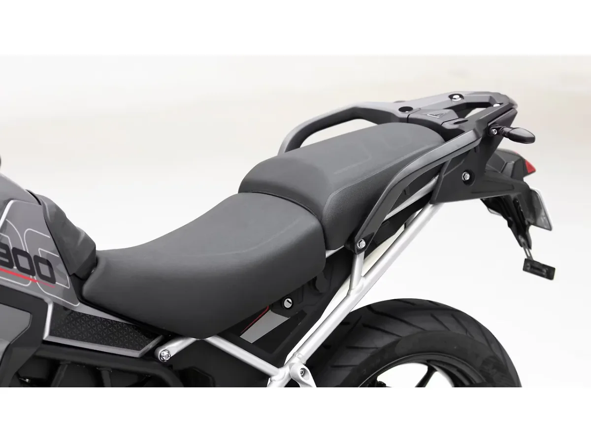 Triumph Tiger 900 seat