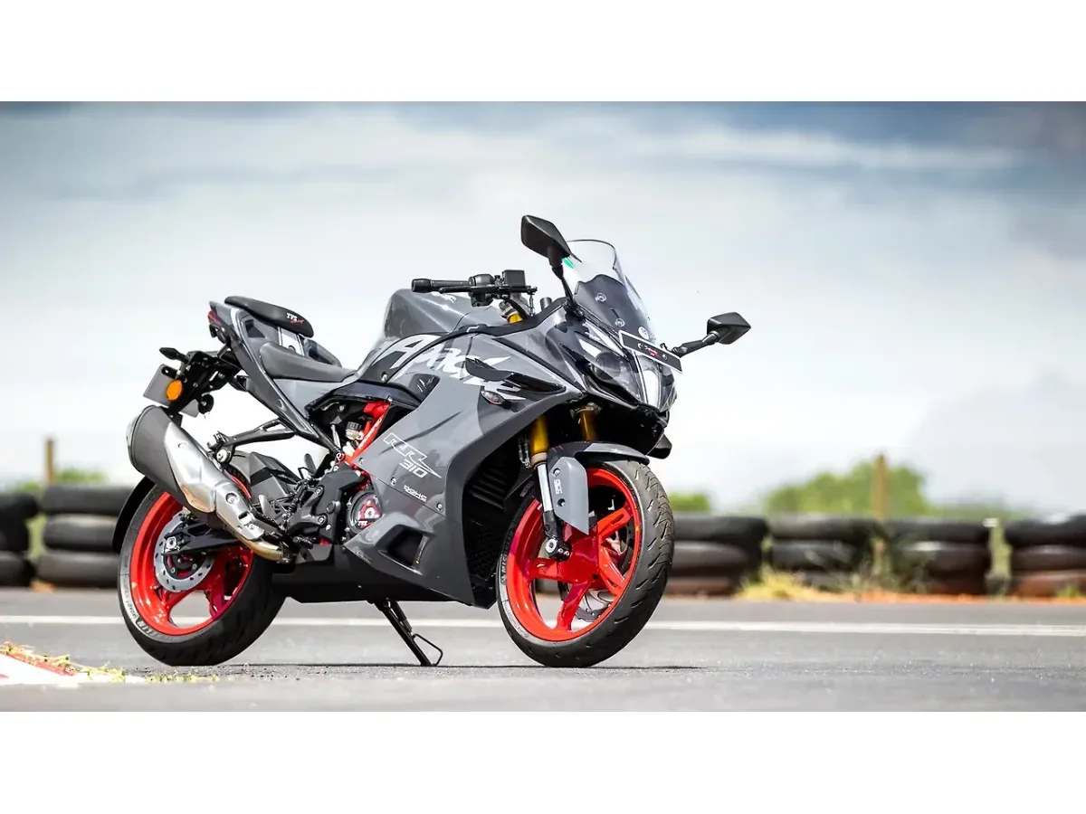 TVS Apache RR 310 right front three-quarter view