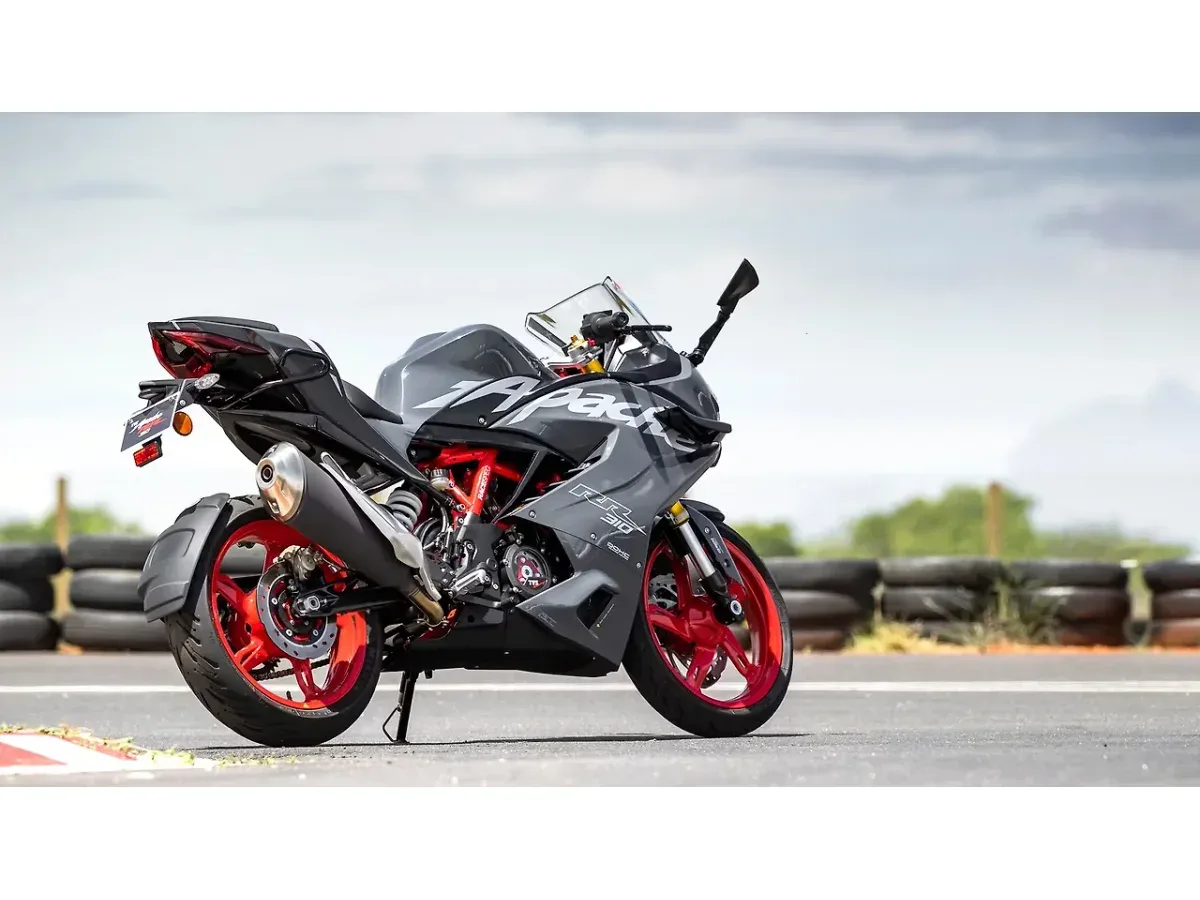 TVS Apache RR 310 right rear three-quarter view