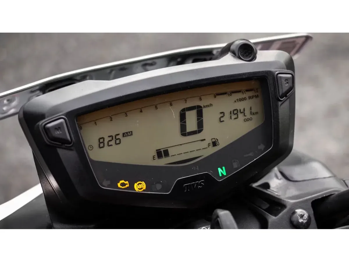 TVS Apache RTR 160 4V digital instrument cluster