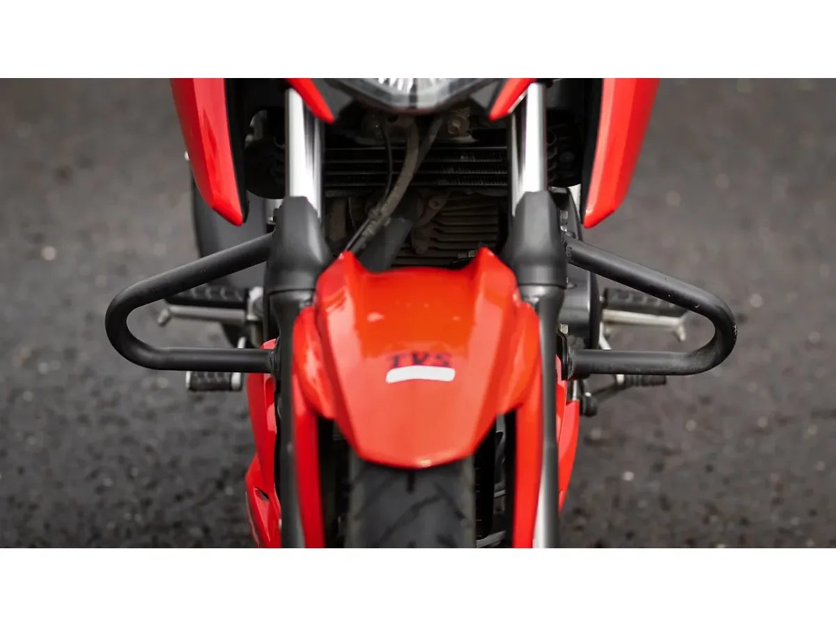 TVS Apache RTR 160 4V front leg guard