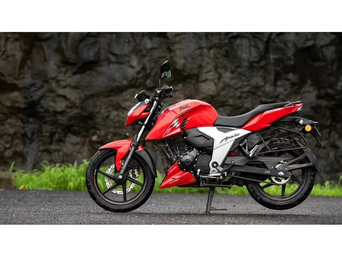 TVS Apache RTR 160 4V left side view