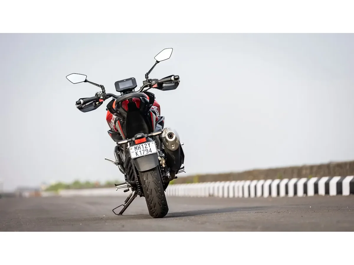 TVS Apache RTR 310 rear view