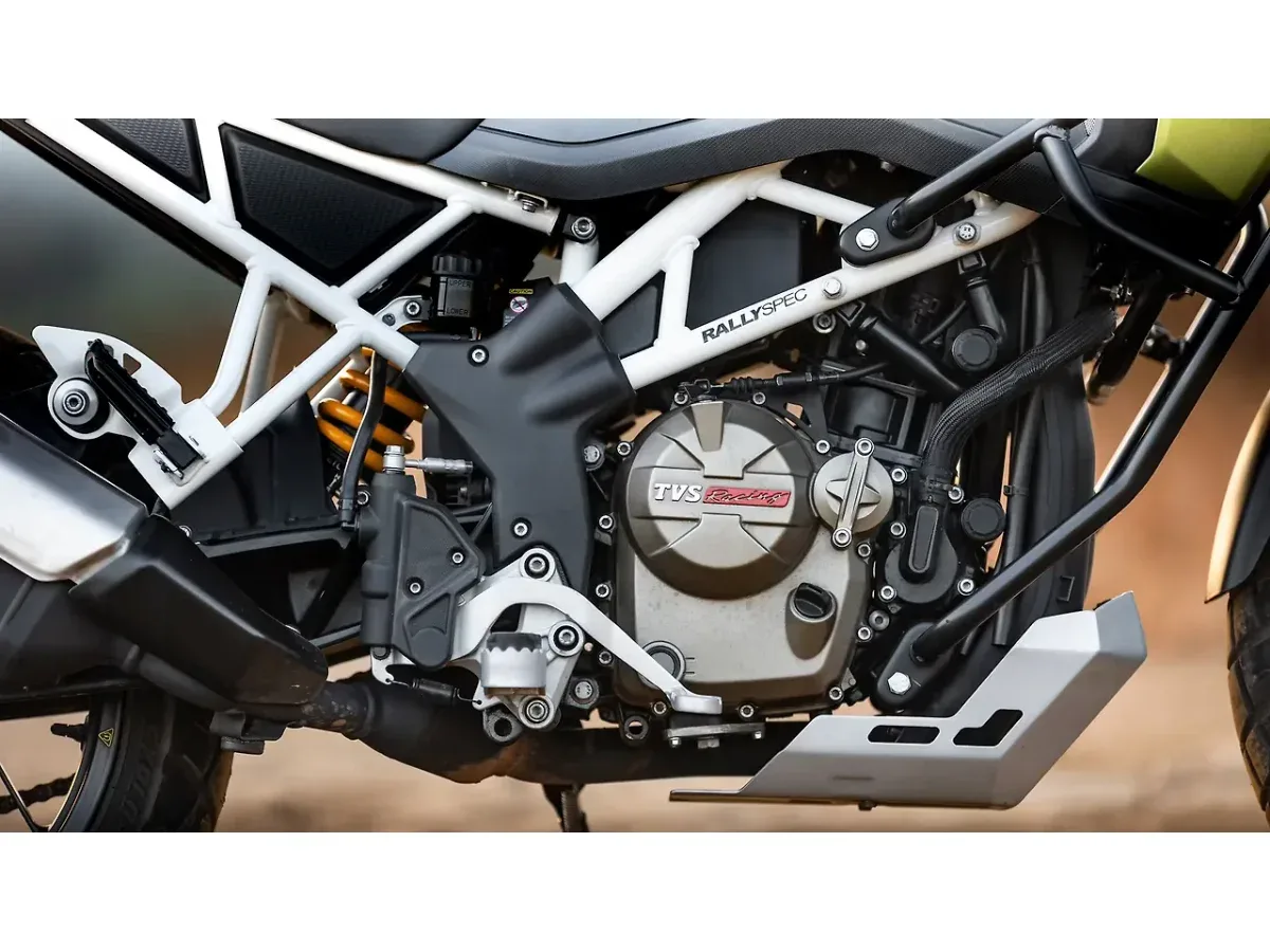 TVS Apache RTX 300 engine right side