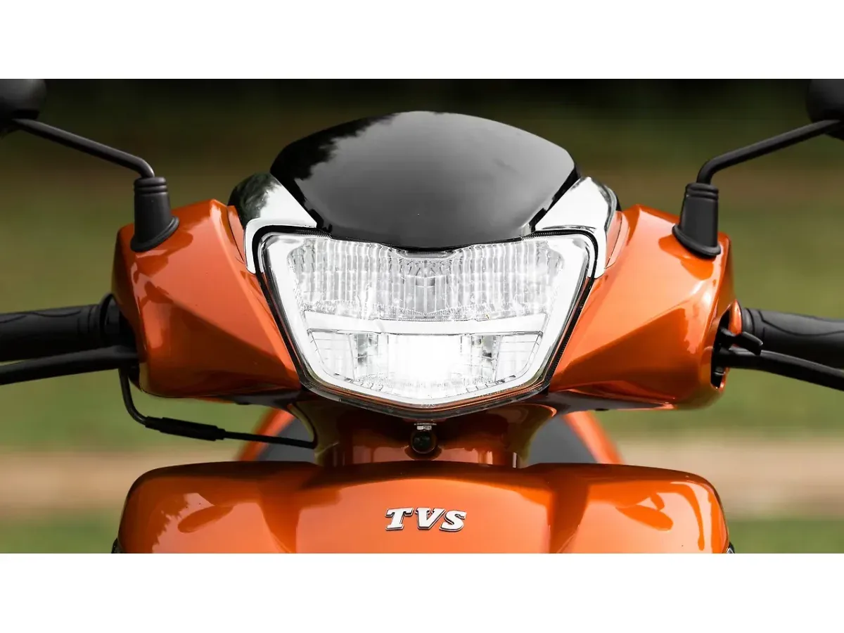TVS Jupiter 125 daytime running light front view