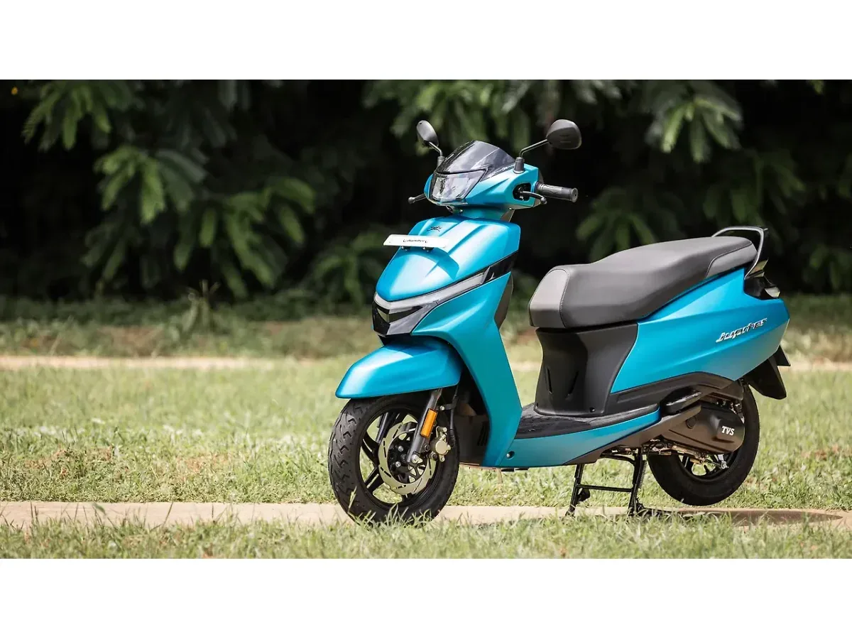 TVS Jupiter 110 2024 left front three-quarter view