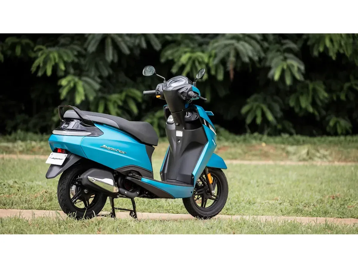 TVS Jupiter 110 2024 right rear three-quarter view
