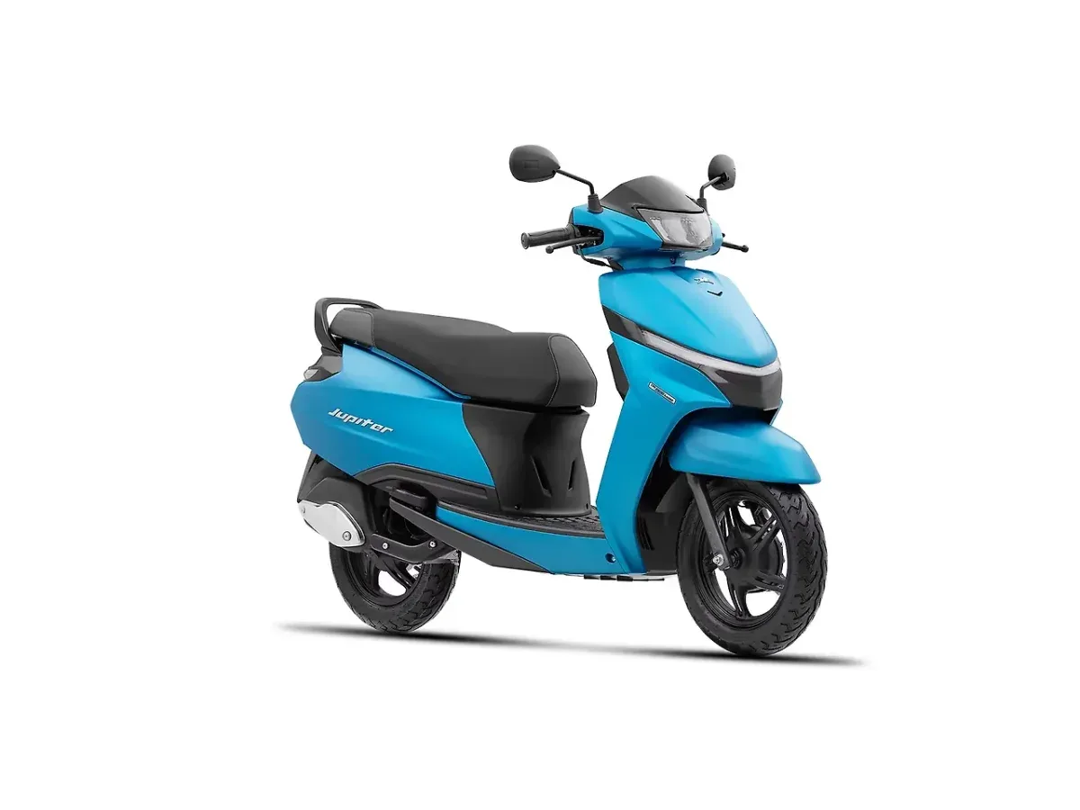 TVS Jupiter right front three-quarter view