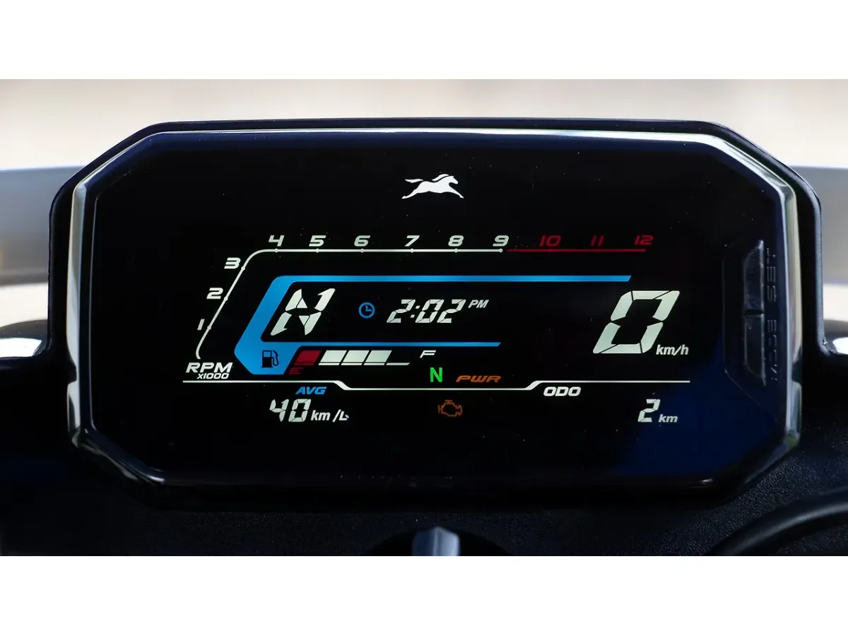 TVS Raider 125 digital instrument cluster showing average speed