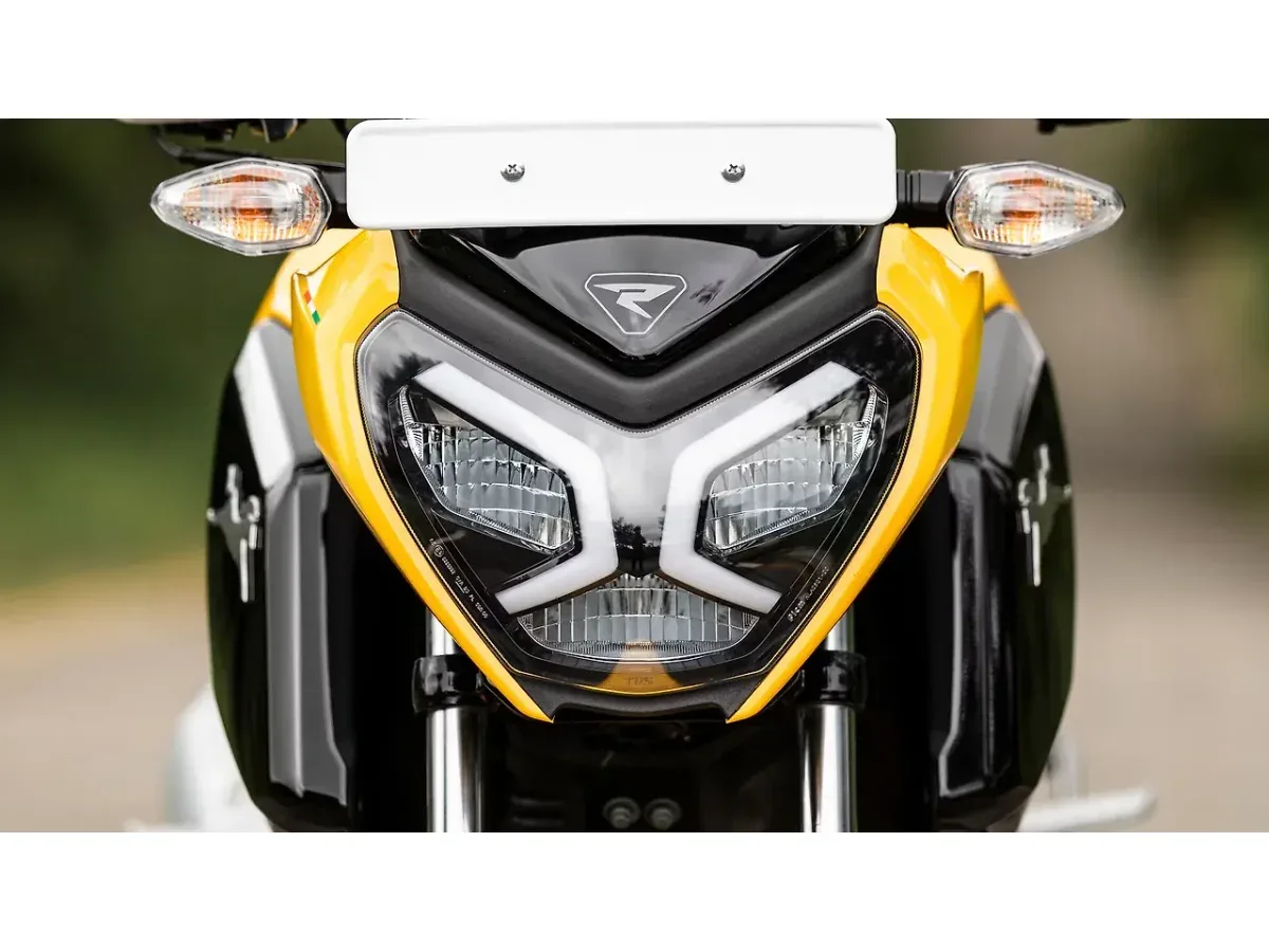 TVS Raider 125 daytime running light and front fascia