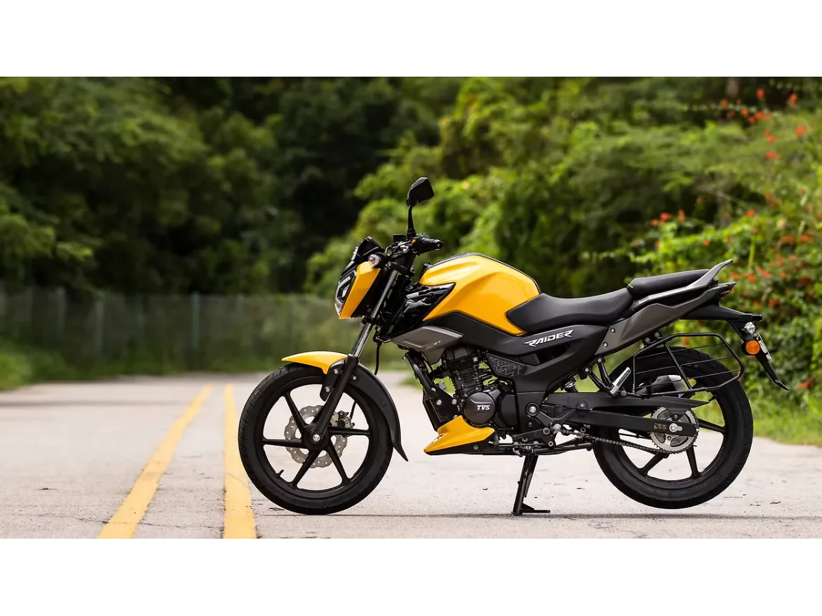 TVS Raider 125 shown from the left side