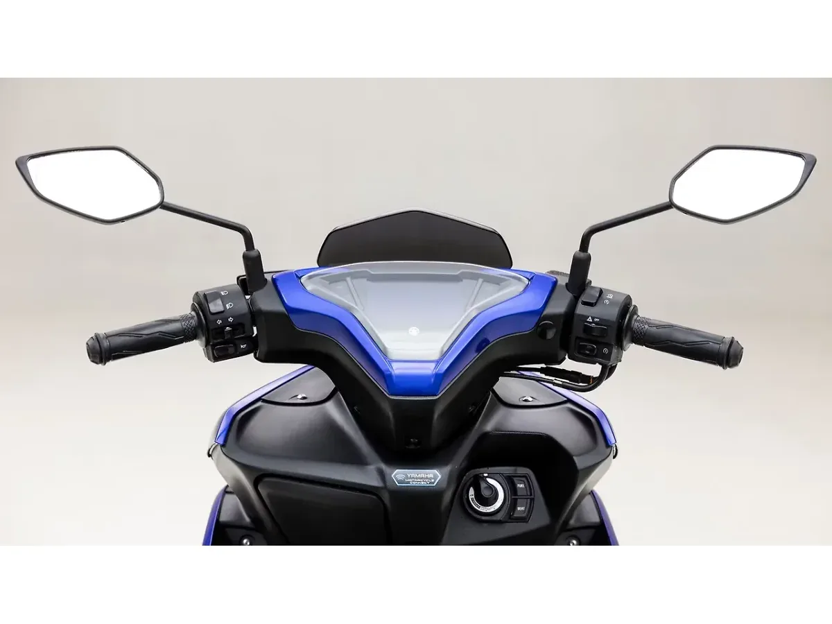 Yamaha Aerox 155 handlebar, instrument cluster and mirrors