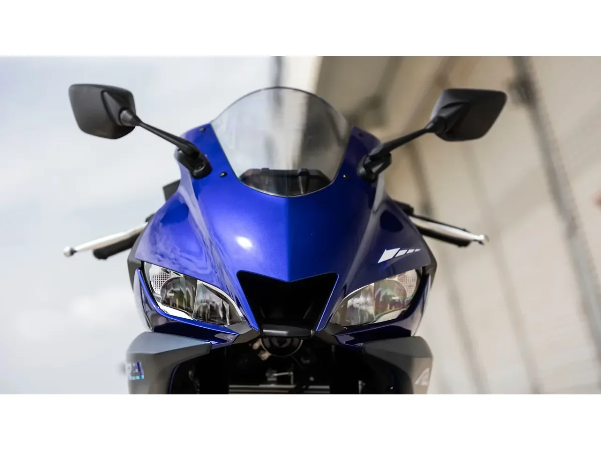 Yamaha R3 front headlamp cowl