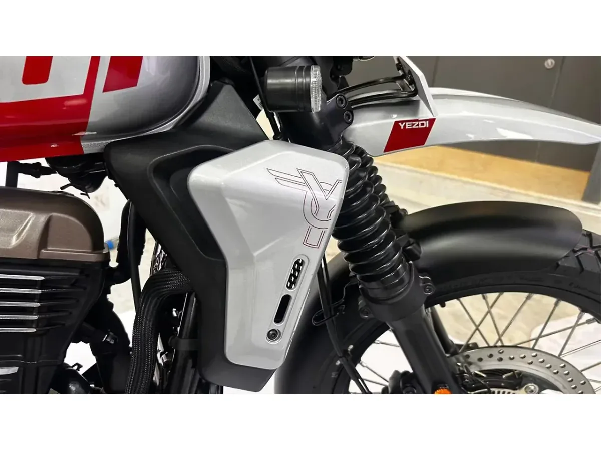 Yezdi Scrambler front suspension