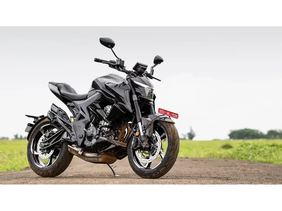 Zontes 350R right front three-quarter view